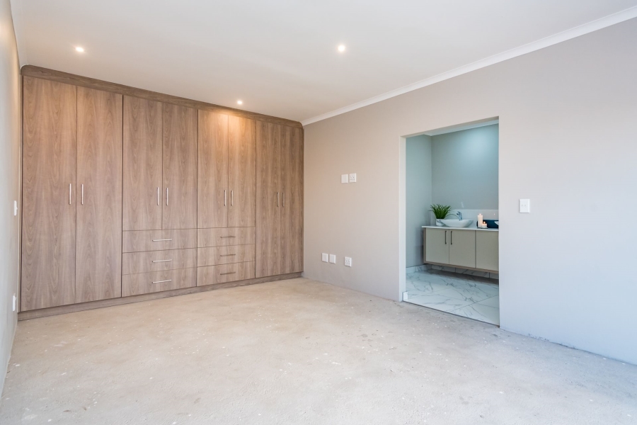 4 Bedroom Property for Sale in Club Milos Estate Free State